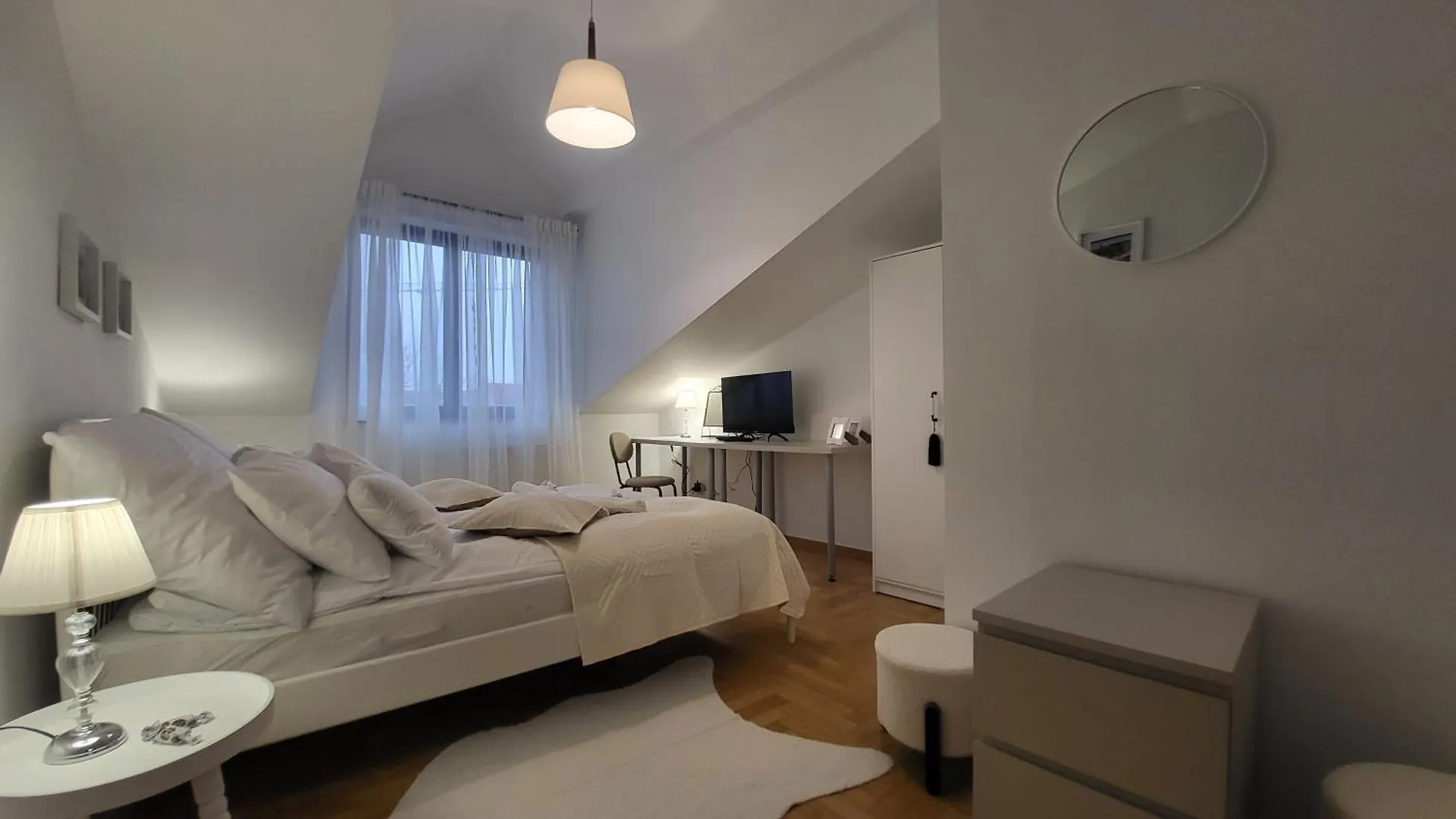 Apartment Kochanowskiego 12 Krakow