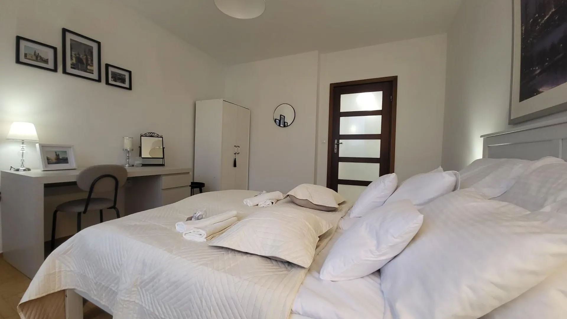 Apartment Kochanowskiego 12 Krakow Poland